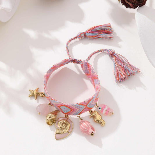 Bracelet brésilien avec breloques - L'Armoire d'Ambre