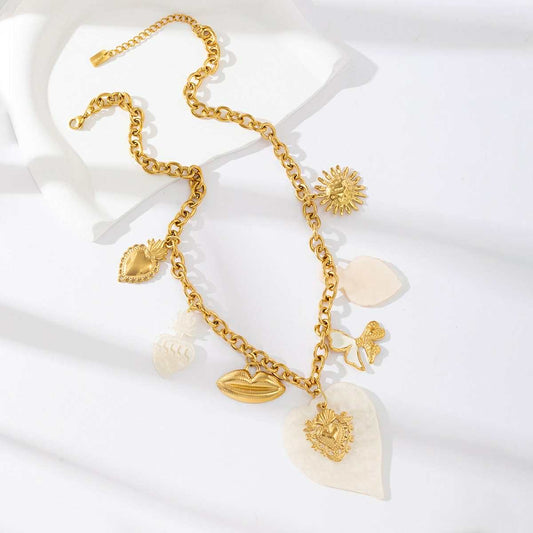 Collier doré et beige